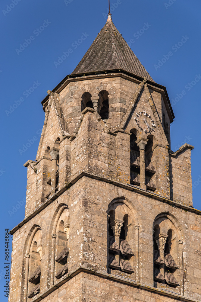 Uzerche (Corrèze, France) - Détail du clocher de l'abbatiale Saint Pierre