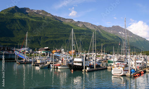Φωτογραφία The Valdez, Alaska, Harbor with Fishing Boats Dock at the Docks