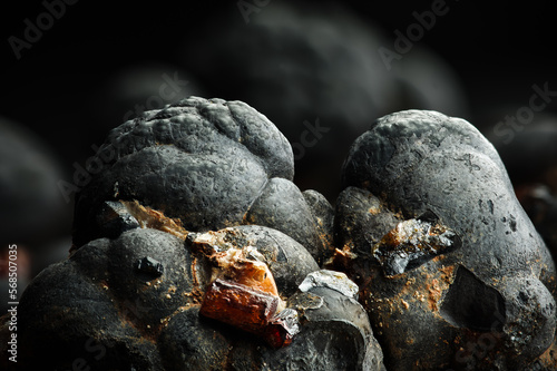Fotografia vanadinite on hematite detail close-up semi-precious gemstone macro
