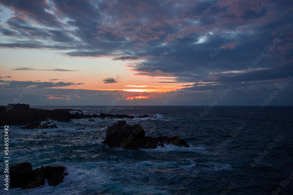 Obraz premium Landscape of the rocky coast of Sines - Portugal in the evening