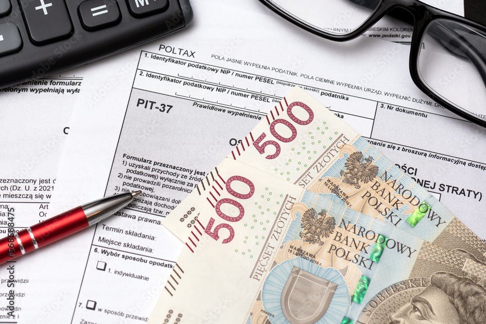 Polish tax form, polish banknotes. Tax income Polish tax form, polish banknotes. Tax income