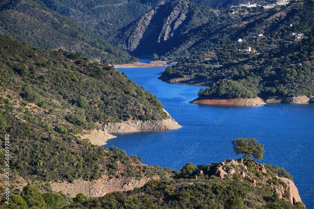 Views of the Istan reservoir to Marbella from the top of the Sierra Blanca shell