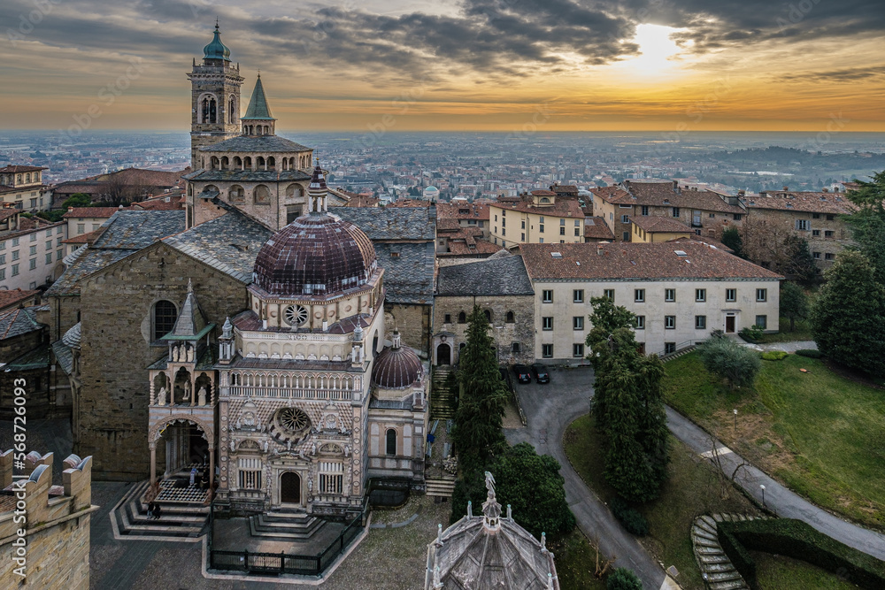 Obraz premium Bergamo Alta, piazza Duomo