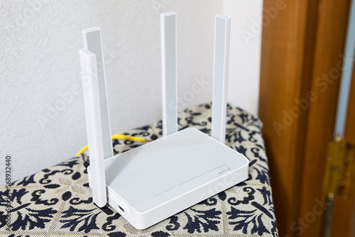 Home dual-band router is in the apartment