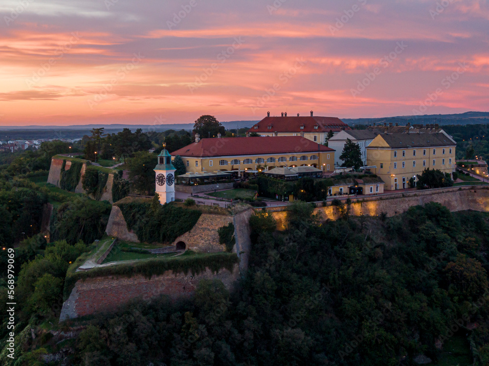 Obraz premium Sunsets above Petrovaradin, Novi Sad (Serbia)