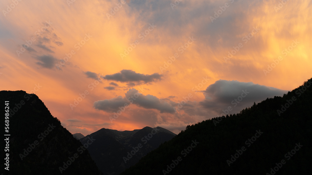 Obraz premium atardecer en Andorra
