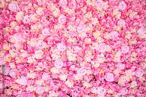 Fototapeta Naklejka Na Ścianę i Meble -  romantic pink flower wall background material