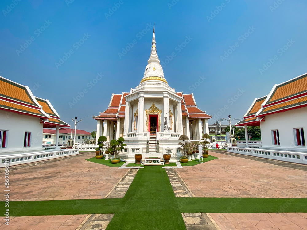 Hall of temple of Wat Pradoo Chimplee in Bangkok