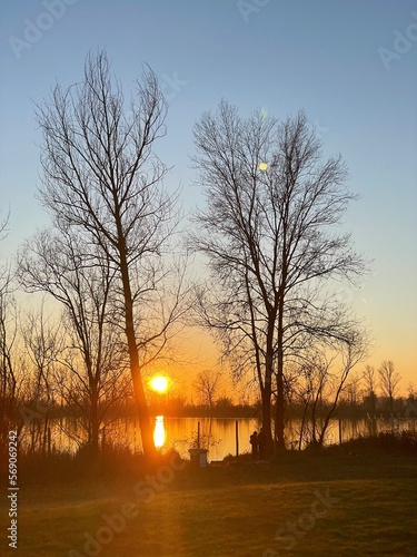 Tramonto sul lago di Basiglio - Milano photo