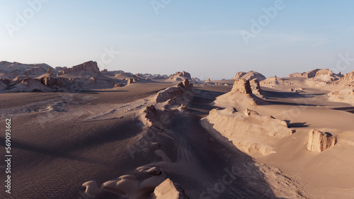 Scenic view of the beautiful Dasht-e Lut Desert and its rock formations (Kaluts) in Kerman province, Iran © Eleseus