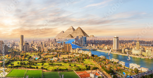 Obraz na płótnie Skyline panorama of Cairo on the way to the Great Pyramids, Egypt w salonie