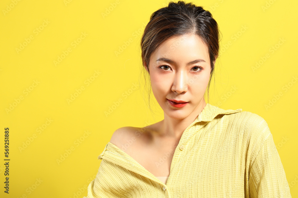 Beauty in Yellow Beauty in Yellow
