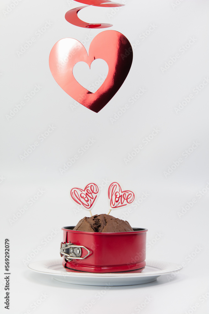 Valentines day muffin with red heart and love - obrazy, fototapety, plakaty 
