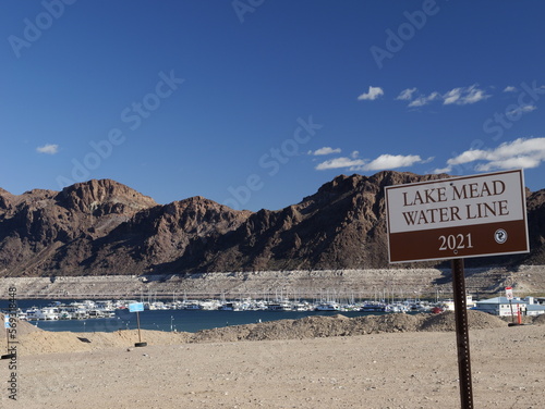 Canvas Print Lake Mead water level sign in 2021