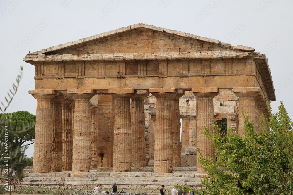 Obraz premium Temple of Poseidon in Paestum, Campania Italy