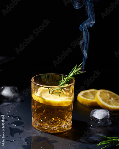 Sticker Smoking cocktail in glass