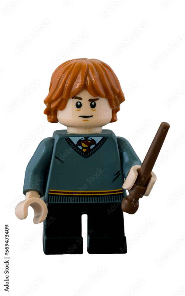 Fototapeta premium Dortmund - Deutschland 8. Februar 2023 Lego Minifigur Ron aus Harry Potter