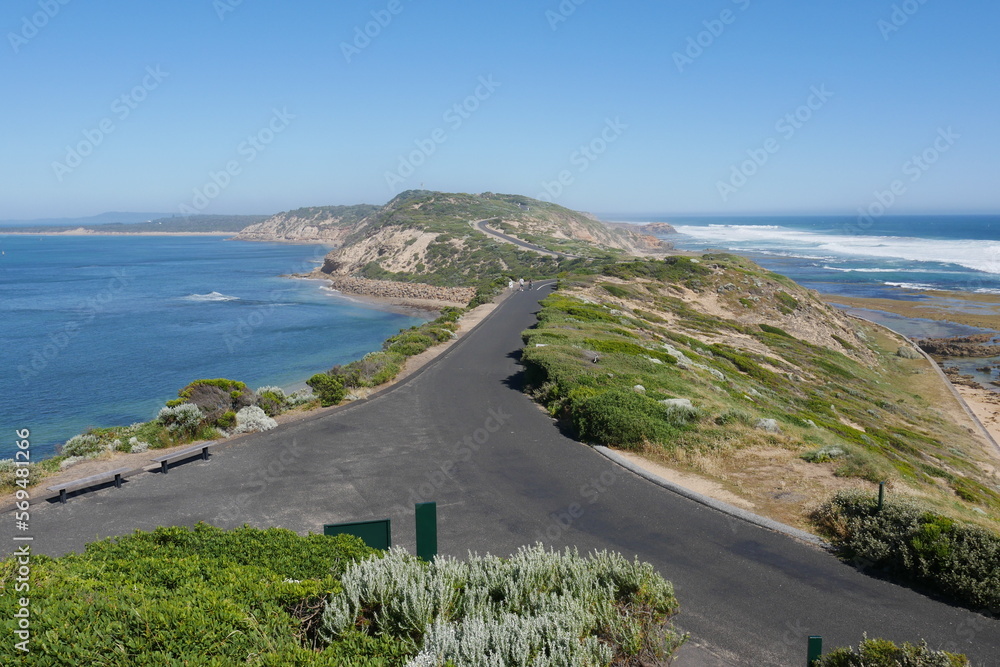 Straße auf der Halbinsel Mornington bei Melbourne Straße auf der Halbinsel Mornington bei Melbourne