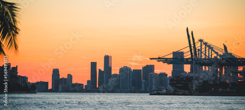 panorama skyline miami sunset buildings