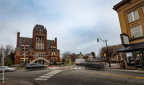 Traffic in front of the old Nicols county courthouse in Bardstown, Kentucky photo