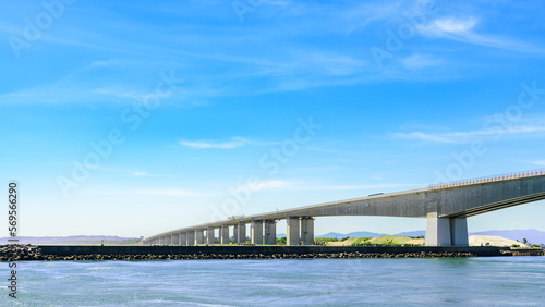 Wallpaper Mural 静岡県浜松市浜名大橋 Torontodigital.ca