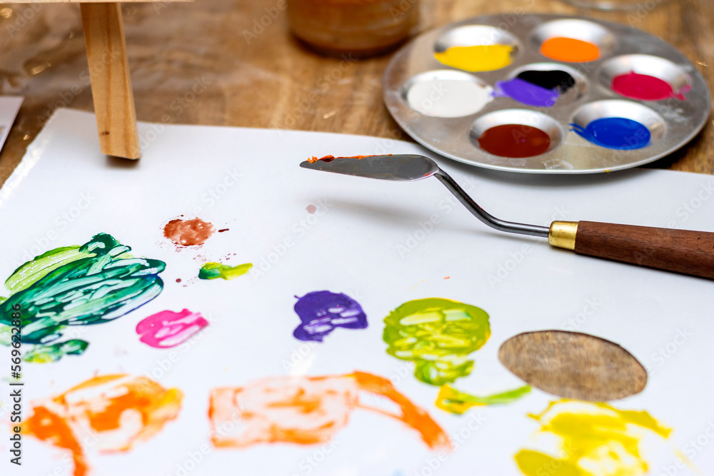 Obraz premium Painting Workshop. Detail of the painting tools.