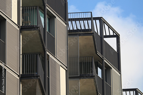 Extruturas de metal na arquitetura contemporanea