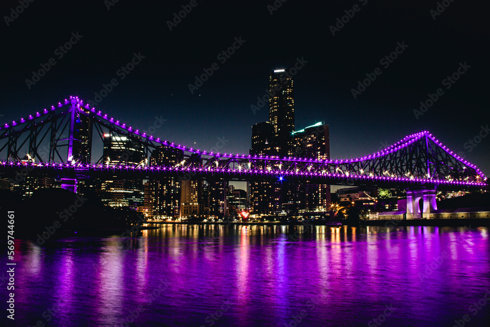 Night scenes of the Story Bridge across Brisbane river