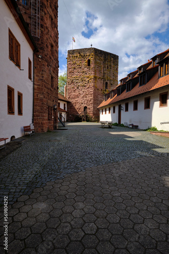 Burg Rieneck in der Stadt Rieneck im Sinntal, Landkreis Main-Spessart, Unterfranken, Franken, Bayern, Deutschland © dina