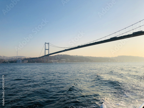 Ponte sul bosforo in Turchia photo