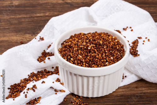 Cereal Healthy Food - Tasty Quinoa Pops Chocolate Flavor