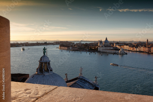 San Giorgio Maggiore, Venezia. Panorama del bacino dal campanile verso la Giudecca 