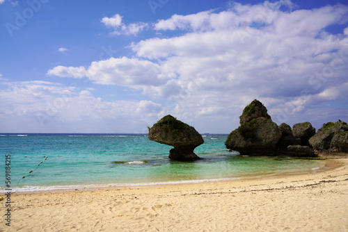 沖縄のビーチ © Masanari Inada