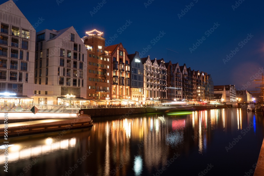 2022-06-08 old town of Gdansk and Motlawa river at night, Poland
