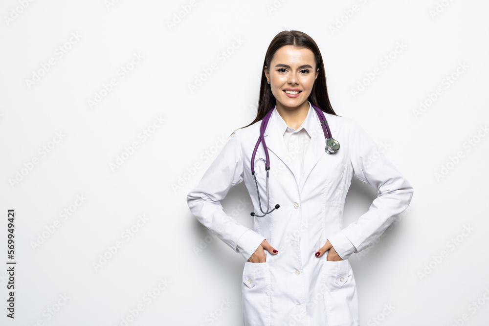 Photo of attractive family doc lady patients consultation beaming friendly smiling reliable virology clinic arms crossed wear white lab coat stethoscope isolated white background Photo of attractive family doc lady patients consultation beaming friendly smiling reliable virology clinic arms crossed wear white lab coat stethoscope isolated white background