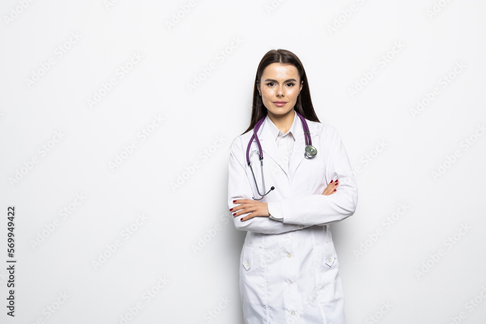 Photo of attractive family doc lady patients consultation beaming friendly smiling reliable virology clinic arms crossed wear white lab coat stethoscope isolated white background Photo of attractive family doc lady patients consultation beaming friendly smiling reliable virology clinic arms crossed wear white lab coat stethoscope isolated white background