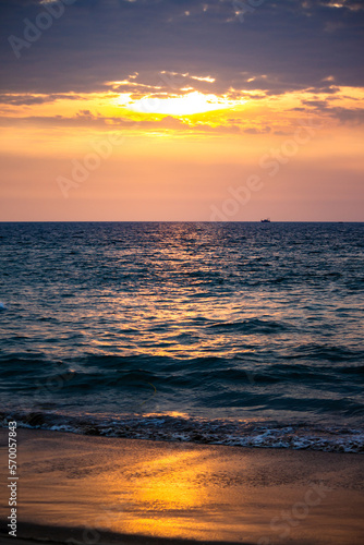 sunset at the beach of malpe