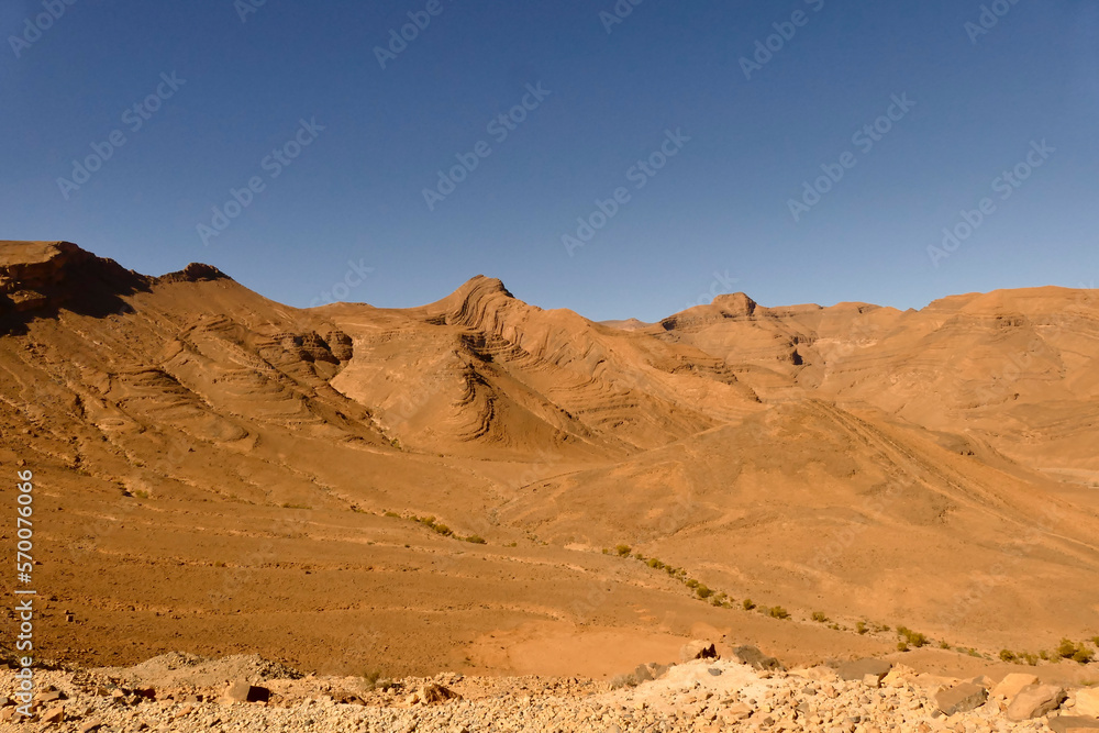 Marocco, paesaggio predesertico del Medio Atlante. Regione di Sousse Massa Marocco, paesaggio predesertico del Medio Atlante. Regione di Sousse Massa