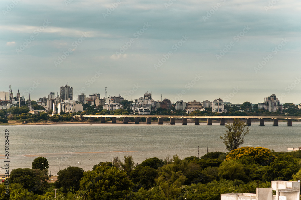  argentina puente paso de los libres limite aduana con brasil sobre rio uruguay