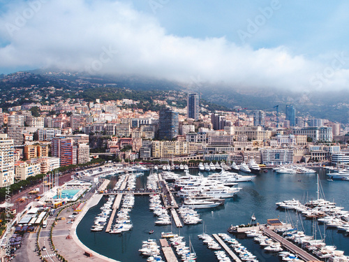 モナコ　モンテカルロハーバーの風景