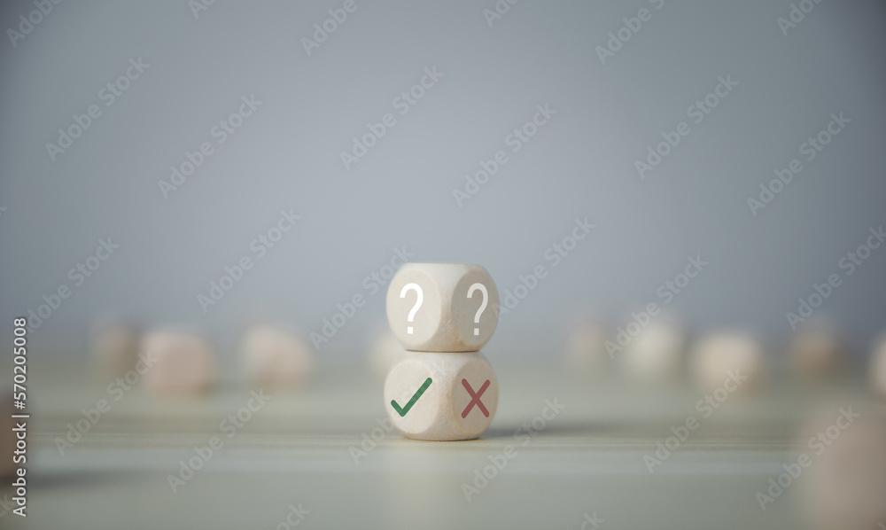 Wooden blocks show the right check marks and are wrong.
Wooden blocks show the right check marks and are wrong.