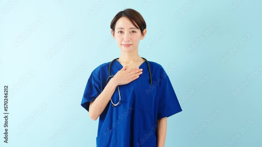 スクラブを着ている若い女性 医療イメージ スクラブを着ている若い女性 医療イメージ