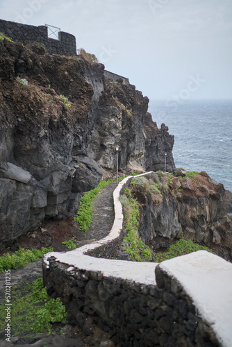 cliffs of el hierro