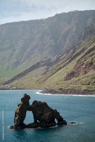 el hierro cliff