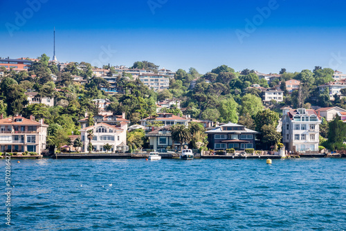 Luxury houses on the Bosphorus strait in Istanbul, Turkey, some in wood, in a residential district of the city, by the marmara sea, in a high real estate development area.. © Jerome