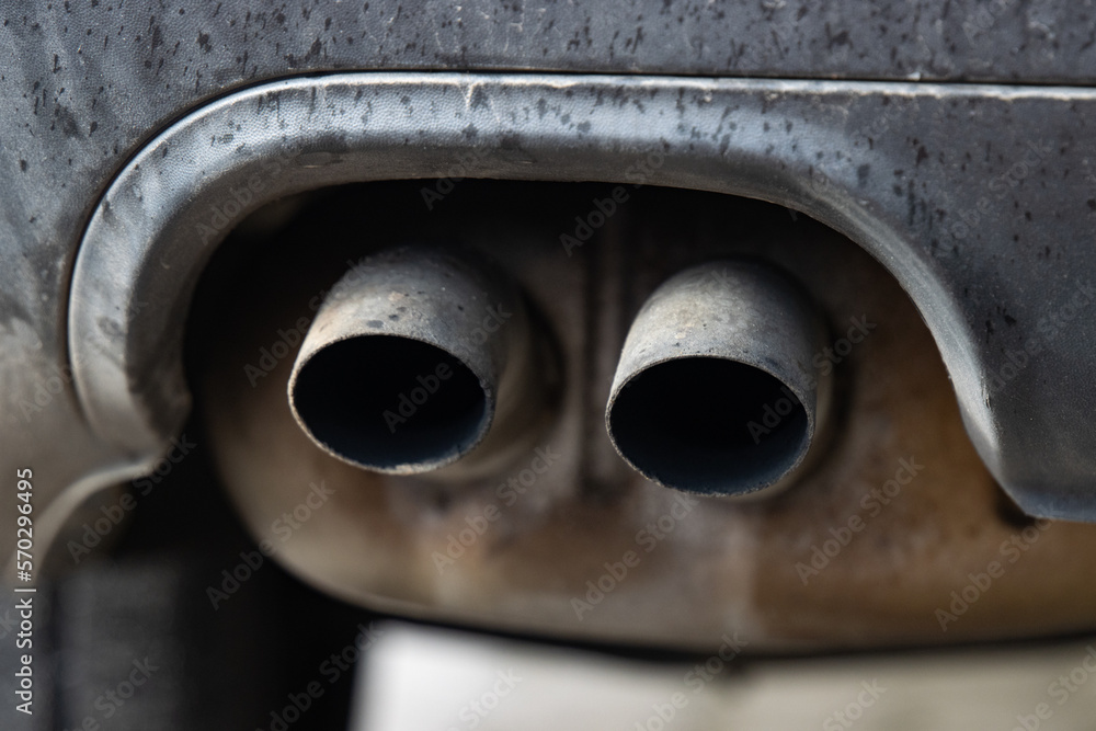 Exhaust pipe of a combustion car, car muffler