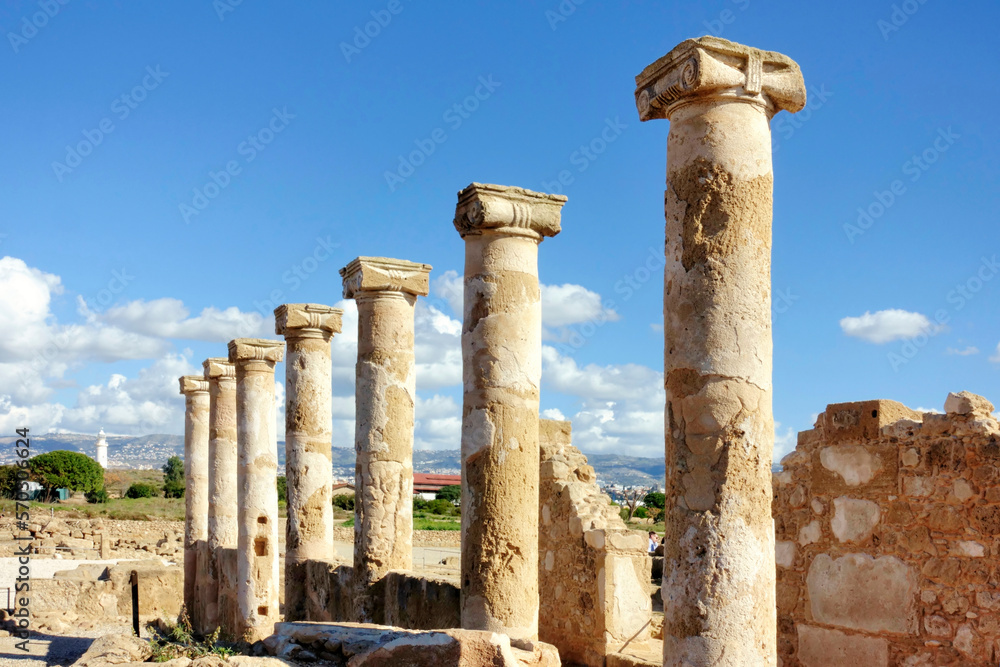 Columns and structures at Nea Pafos