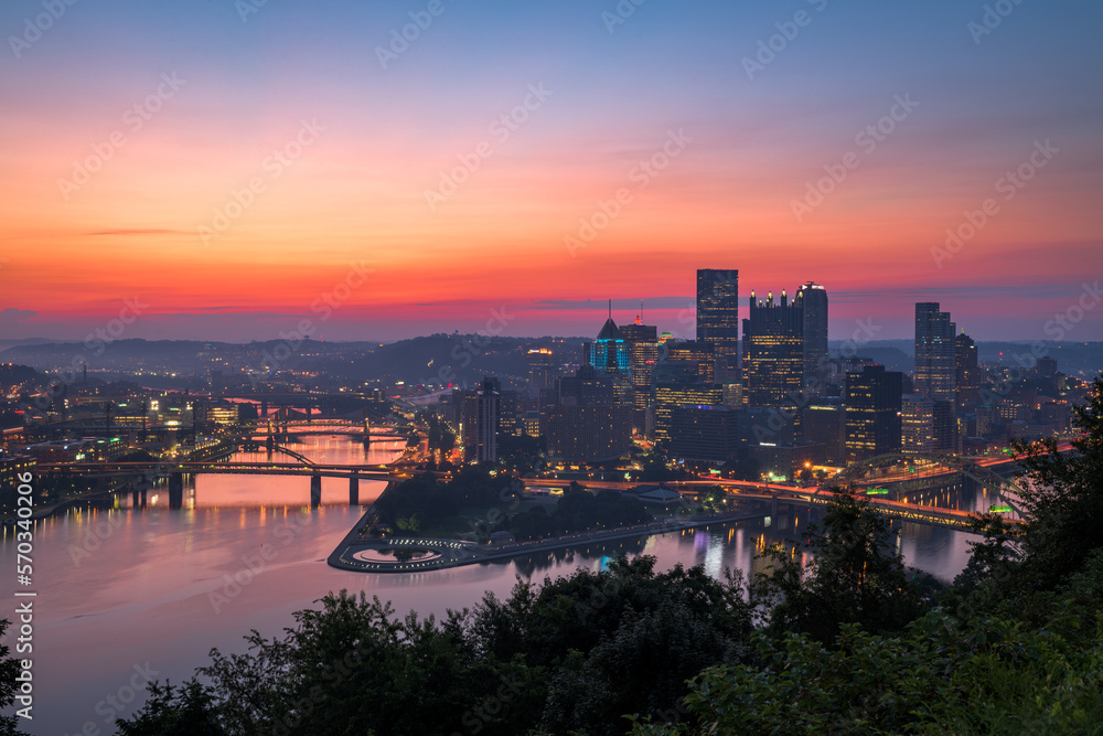 Pittsburgh, Pennsylvania, USA City Skyline