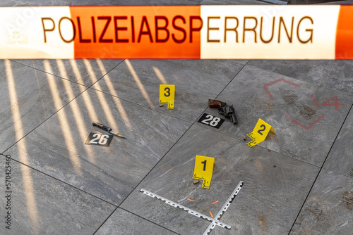 Spurenmarkierung am Tatort