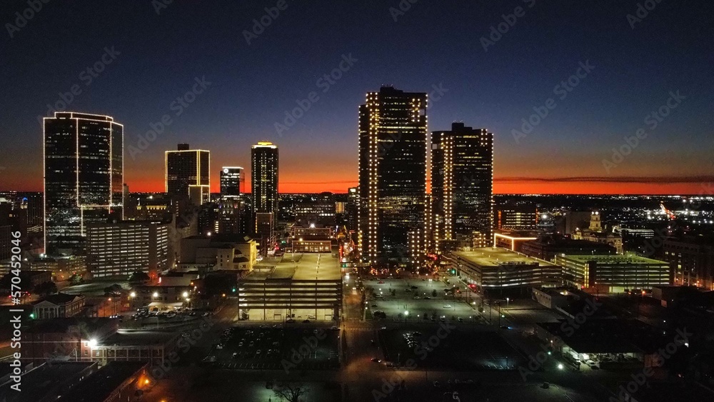 Fototapeta premium Fort Worth at dusk
